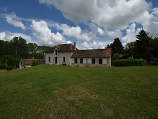 Villa Le Blanc Outdoor Recording 3