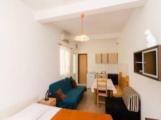 Apartment Babino Polje Features 10
