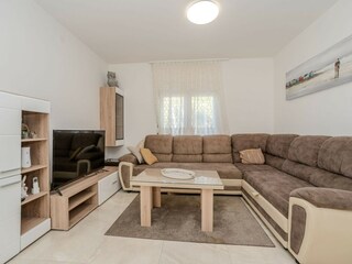 Apartment Karin Features 23