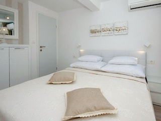 Holiday house Trogir Features 20
