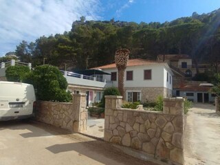 Ferienhaus Zastražišće Außenaufnahme 3