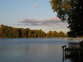 Blick vom Bootssteg Richtung Lanke