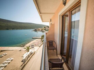 Apartment Baošići Außenaufnahme 2
