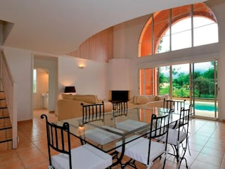 Villa Pont-de-Larn Features 8