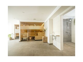 Wohlfühlbereich mit Sauna