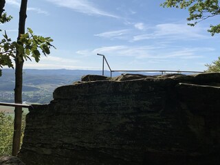 Teufelskanzel mit Blick in das Werratal