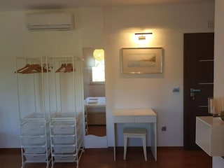 Apartment Orebic Features 9