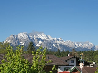 Wettersteingebirge mit Zugspitze