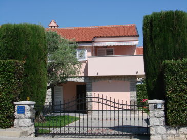 Ferienwohnung Villa Lajnert