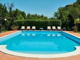 Villa Tenuta Belgatto – Sun loungers