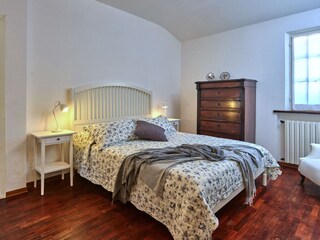 Villa Tenuta Belgatto – Bedroom with en suite bathroom