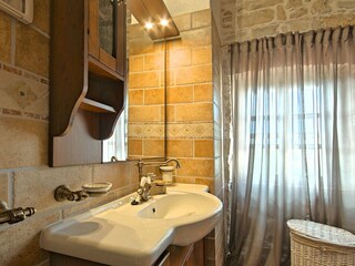 Ferienhaus Sveta Marija Na Krasu Badezimmer 36