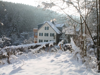 Hausansicht Winter