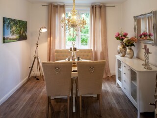 Essbereich - Ferienhaus-Waldchalet