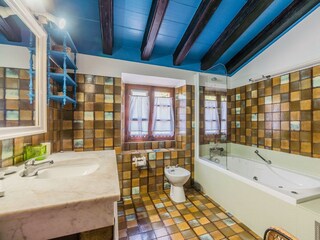 Cottage Pollensa Features 32