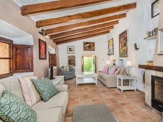 Villa Pollensa Features 20