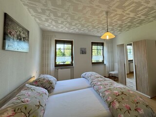 Schlafzimmer (3)