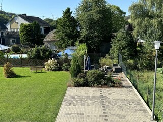 Sitzecke mit Parkplatz
