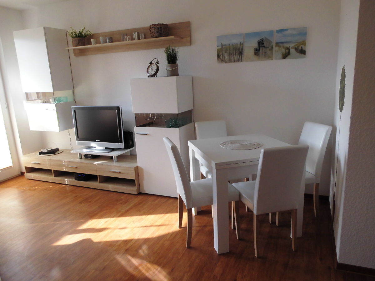 Kleines wohnzimmer welche wandfarbe: mehr als unikale wandfarbe ...