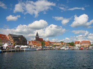 Hafen von Waren (Müritz)- 10 min entfernt
