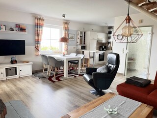 Wohnzimmer mit Blick zum Essplatz