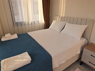Schlafzimmer 2 mit Doppelbett