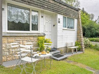 Villa Camelford Outdoor Recording 2