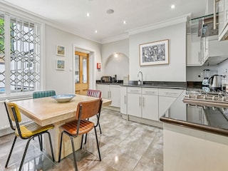 Holiday house Feltham Features 18