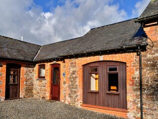 Holiday cottage Dolton Outdoor Recording 4