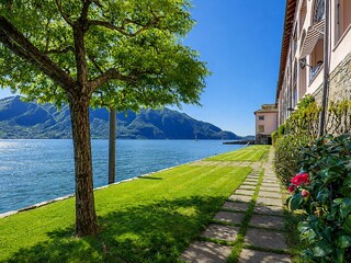 Ca. 250 m lange Gartenanlage mit Seezugang
