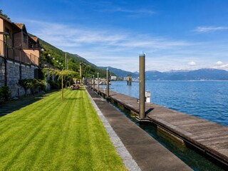 Ca. 250 m lange Gartenanlage mit Seezugang