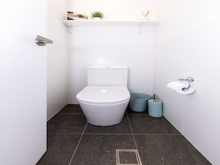 Apartment Welt Features 23