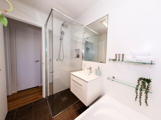 Apartment Welt Features 25