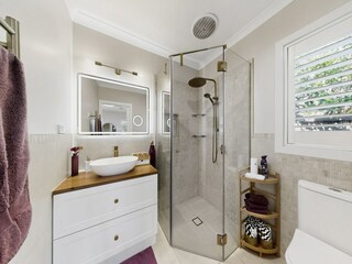 Apartment Welt Features 8