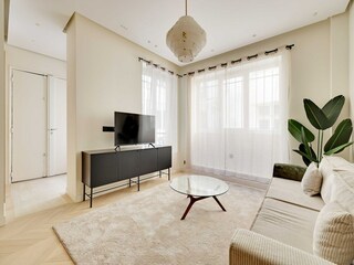 Apartment Paris  5