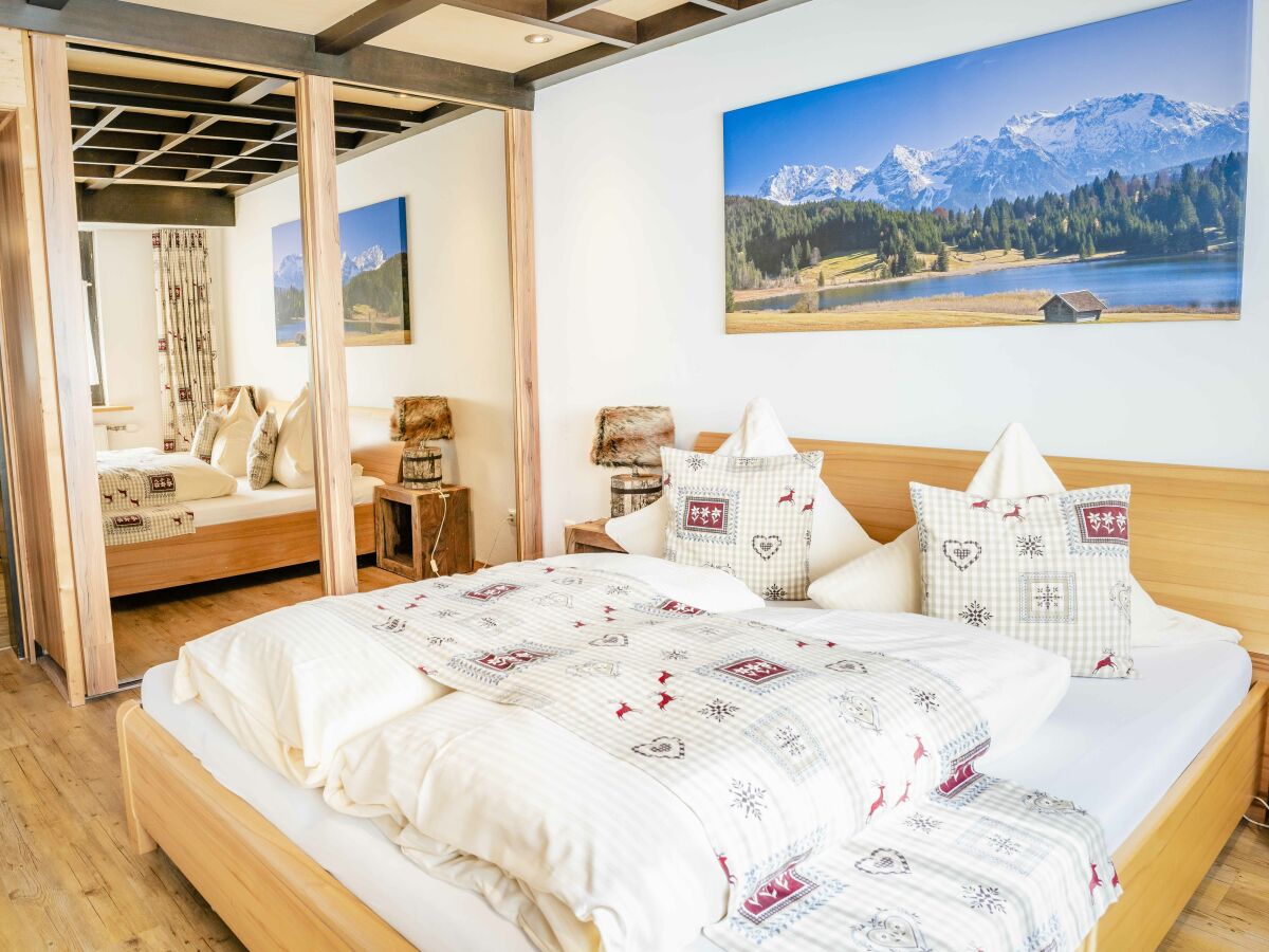 Ferienwohnung Linderspitzblick, Mittenwald, Firma MMFerienwohnungen