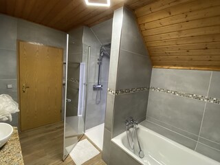 Ferienzimmer Selb Badezimmer 36