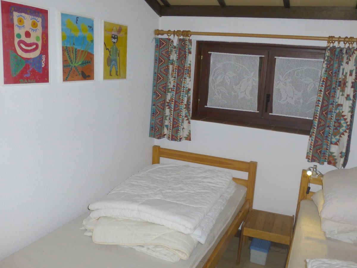 Schlafzimmer 2