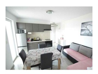 Holiday house Razanac Features 11