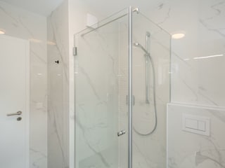 Ferienhaus-Sonnenterrasse-Kleverberg_20_Bad2-Dusch
