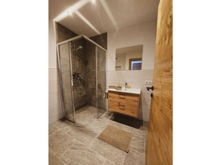 Badezimmer Familienzimmer