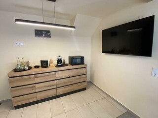 Sideboard und Fernseher