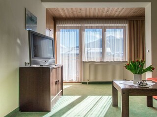 Appartements-Monuth-Appartement16-Wohnraum5