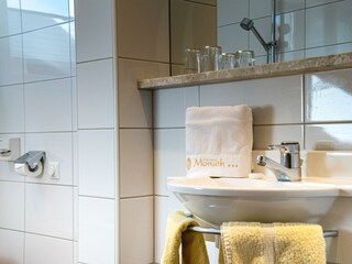 Appartements-Monuth-Appartement7,15-Bad-Bild1