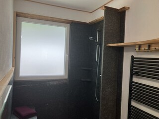 Ferienhaus Drei Mühlen- Badezimmer