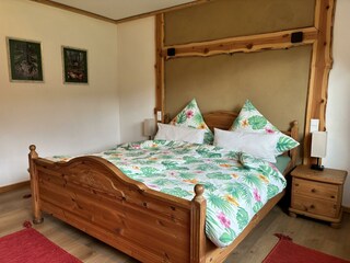 Schlafzimmer 2 (1 Doppelbett)