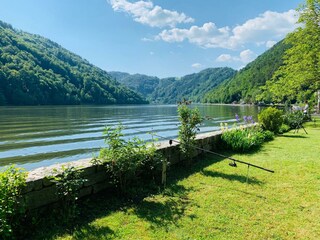 2026-05-25_Waterfront-Obermuehl_Garten_Angeln_an_d
