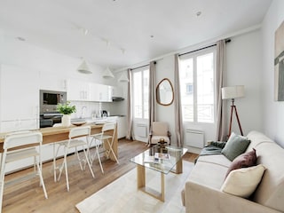 Apartment Paris  19
