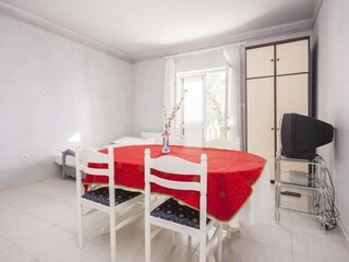Appartement Brodarica Équipement 10