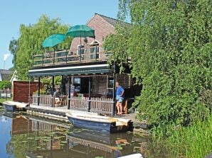 Apartment 'Atelier am Wasser'